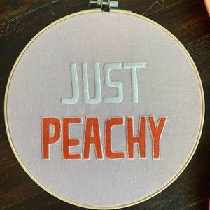 🌸3/$12 Peachy Lot